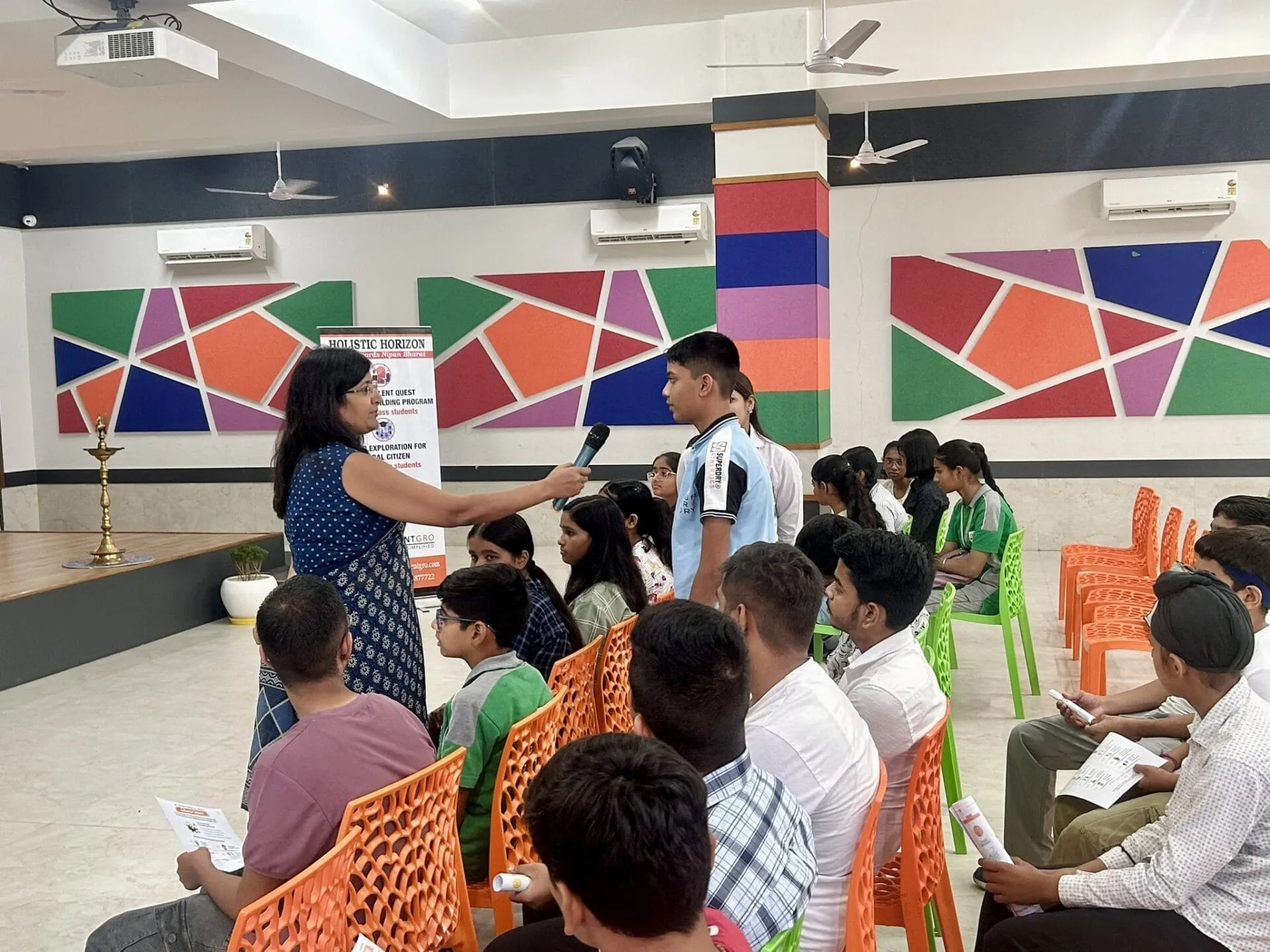TalentGro one-on-one career counselling with a student
